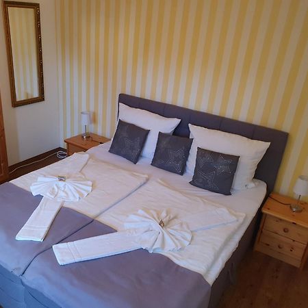 Altstadtcafe Und Pension Havelberg Ngoại thất bức ảnh