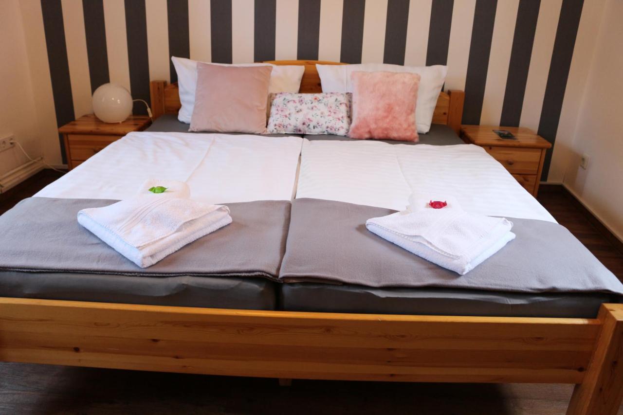 Altstadtcafe Und Pension Havelberg Ngoại thất bức ảnh